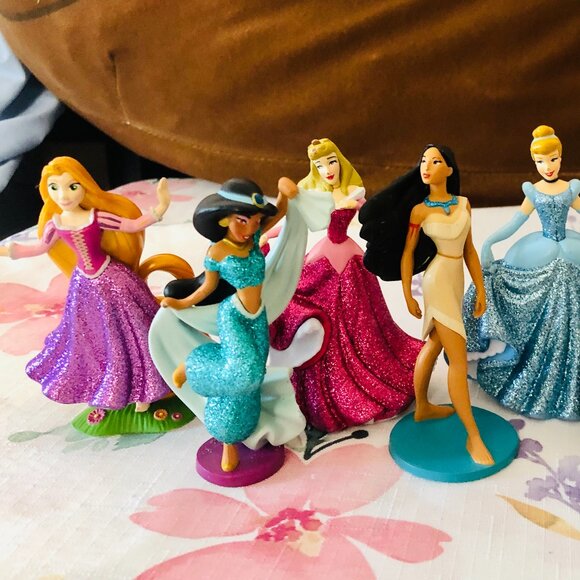 Lot of 7 Disney Princess Glitter Figurine Set Toys Rapunzel Jasmine Aurora etc. - Picture 2 of 7